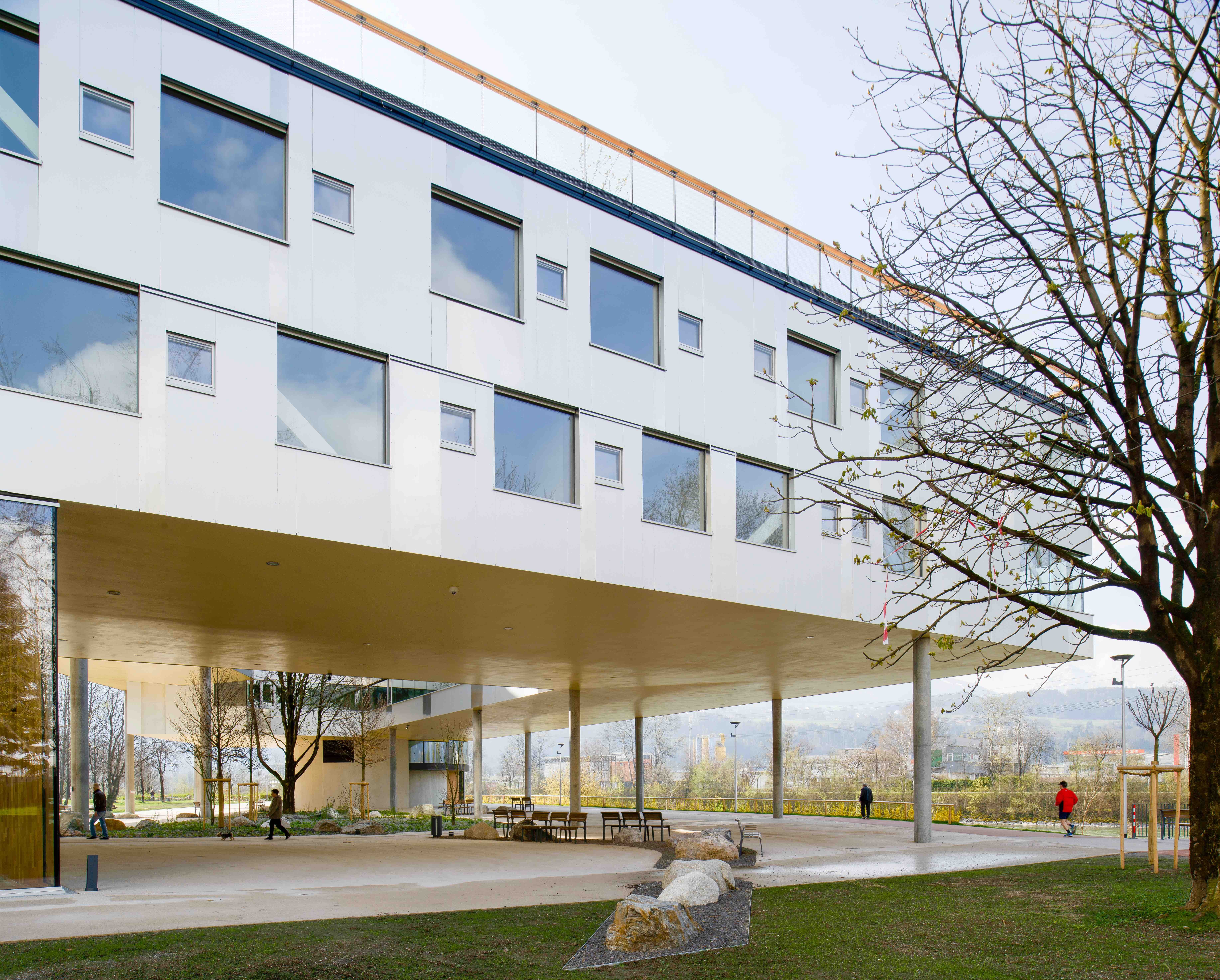 Wohnheim Olympisches Dorf.jpg thumbnail